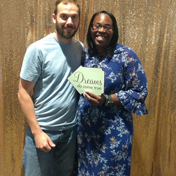 Meet your Posher, Denisha - Picture 1 of 1